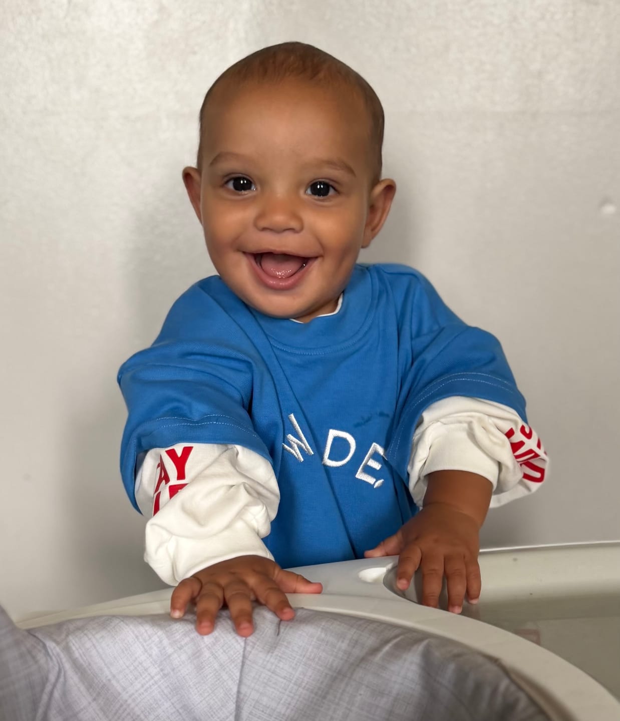 Customer photo review of Roar L/S layer tee - Blue