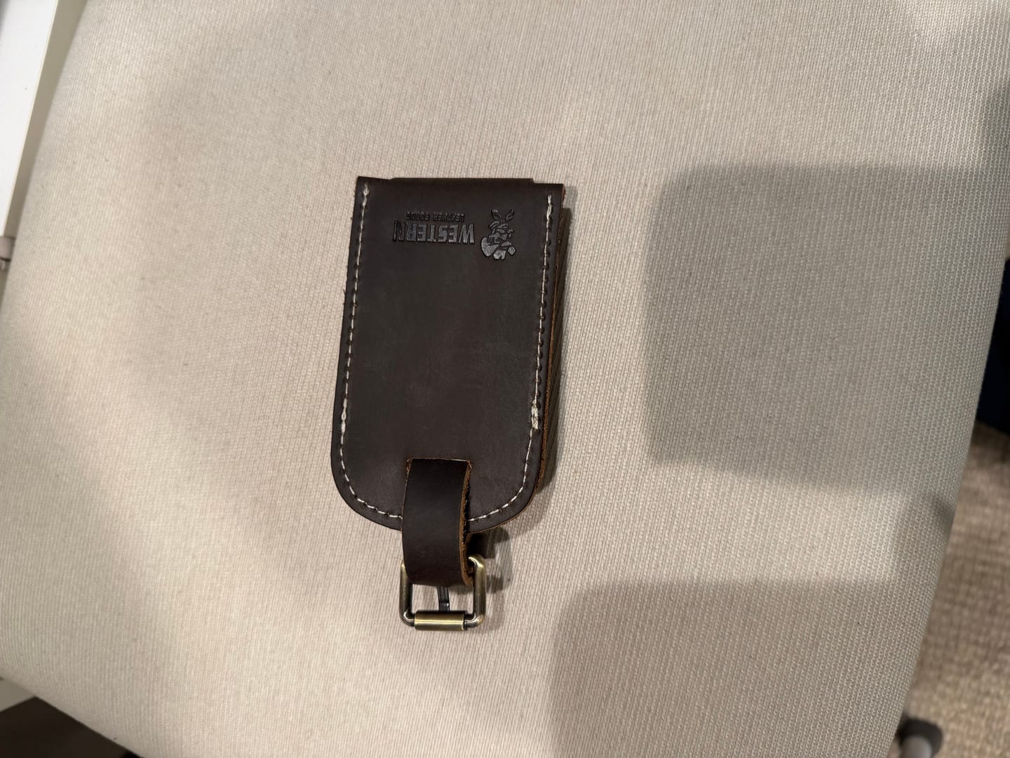 Customer photo review of The Everyman Tag – Leather Luggage and Bag Tag