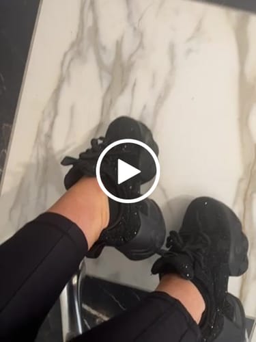 Customer video review of Augusta Black