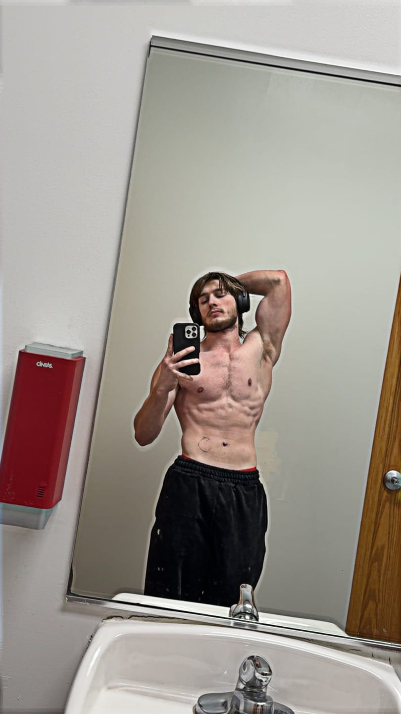 Customer photo review of 2069 - Elevated Essentials - Baggy Joggers