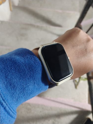 Customer photo review of Smartwatch Reloj Kronos Blaze STF Pantalla 1.96" Resistencia al agua IP67