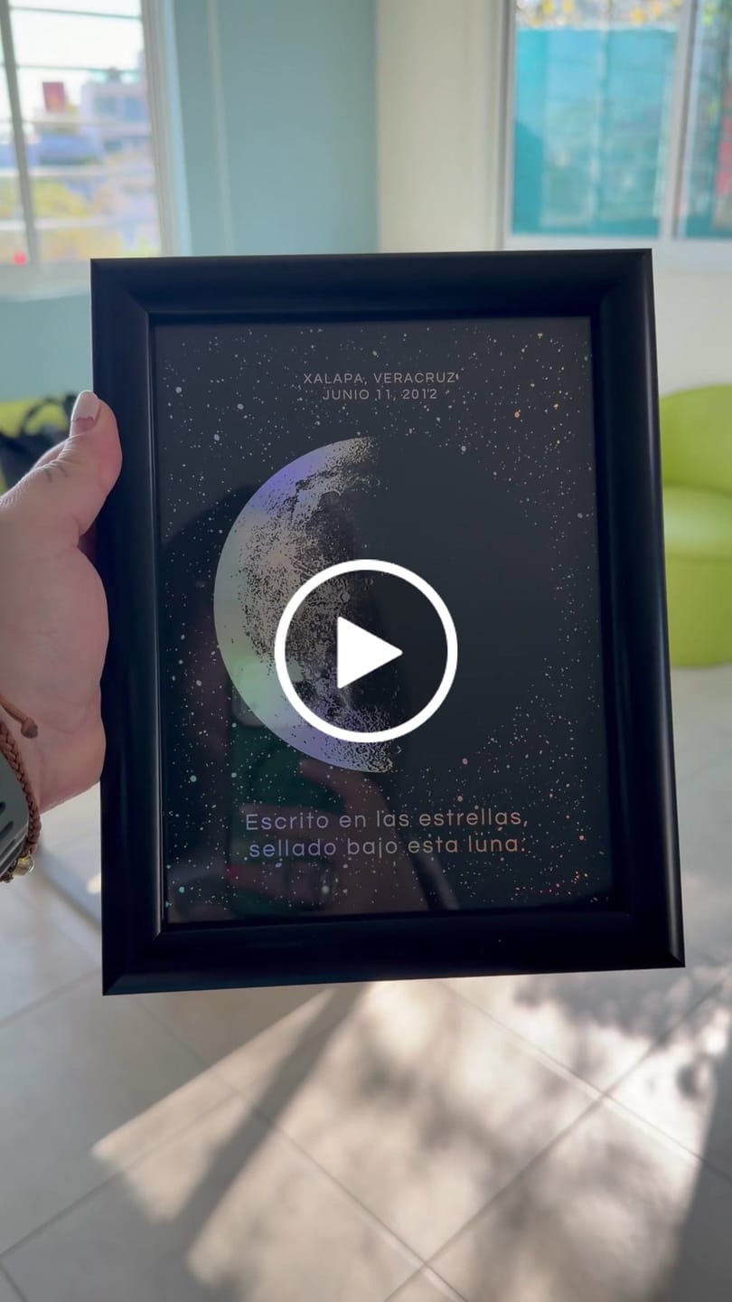 Customer video review of Mapa Lunar Holográfico