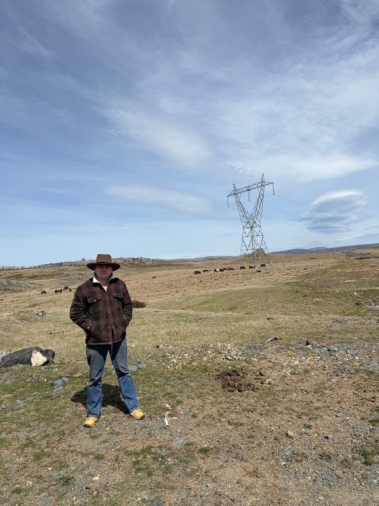 Customer photo review of Men's Earthing Moose Hide Leather Moccasin Boots