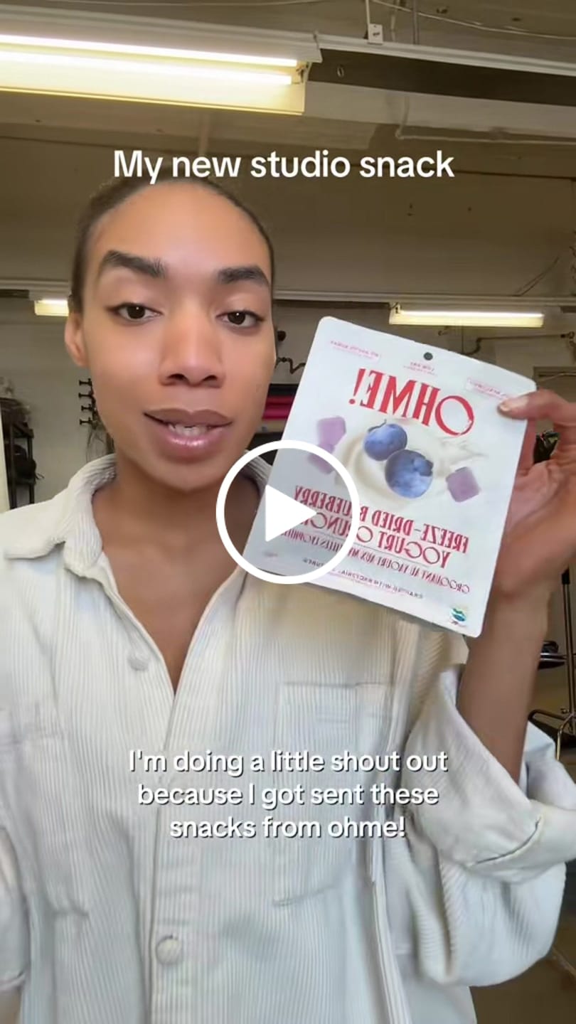 Customer video review of *ADDED PROBIOTICS * Freeze Dried Mango Yogurt Crunch
