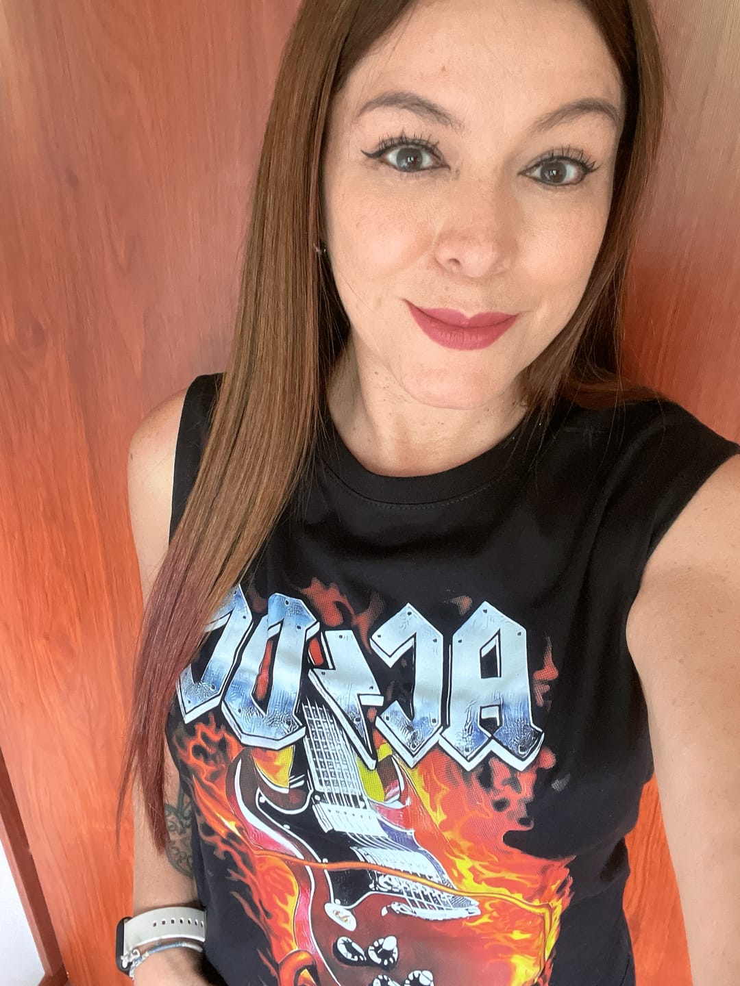 Customer photo review of Camiseta Algodon ACDC Guitar Style