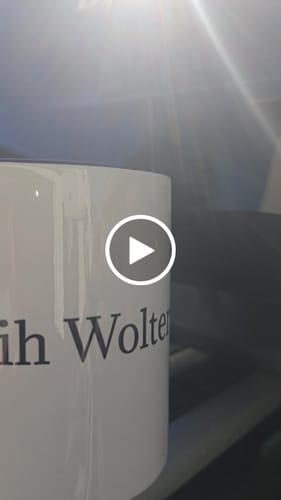 Customer video review of TassenExpress - Becher Keramik Tasse mit Logo bedruckt 325ml Firmenlogo