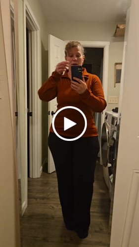 Customer video review of Brooke 1/4 Zip • Final Sale - Maple Leaf