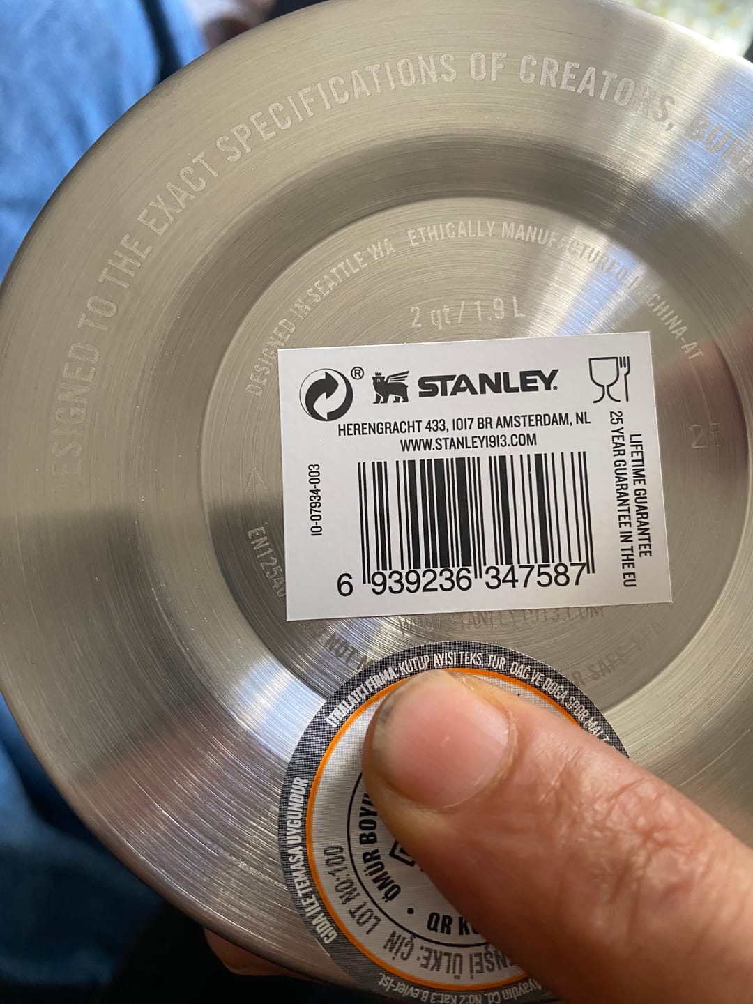 Customer photo review of Stanley Classic Legendary Bottle Yeşil 1.9 L