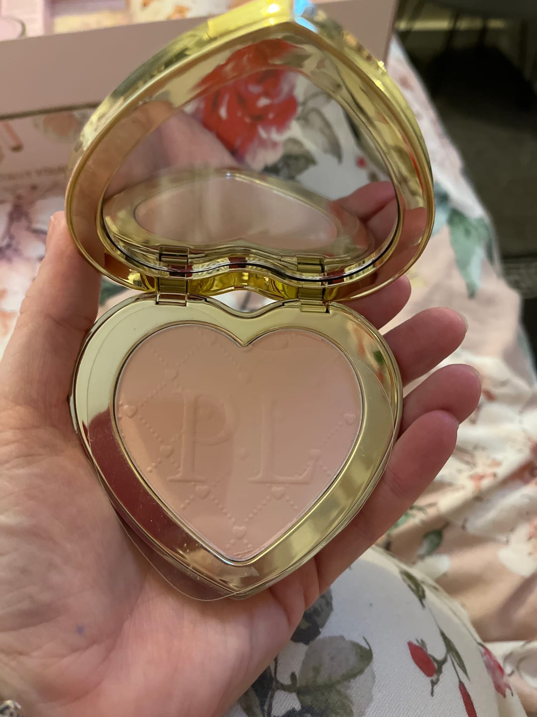 Customer photo review of P.Louise Under-Eye Brightening Powder