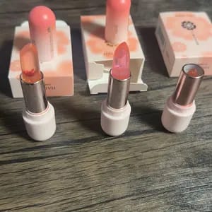Customer photo review of Rossetto che cambia colore - 3 pezzi