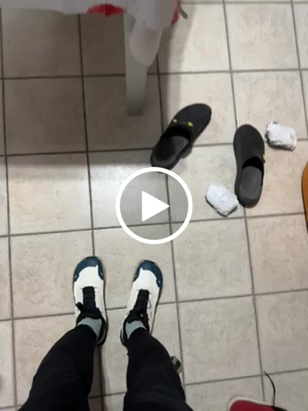 Customer video review of Stratus - Scarpe Larghe