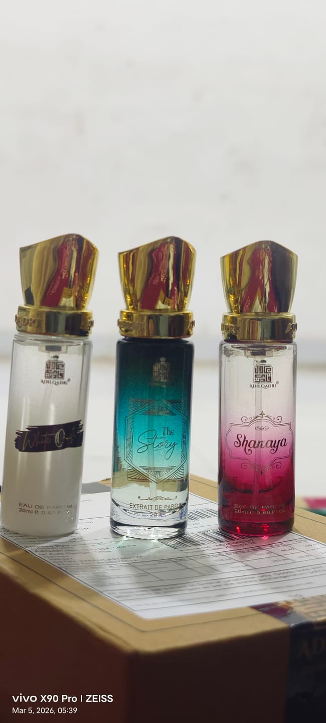 Customer photo review of White Oudh Perfume Spray 20ml
