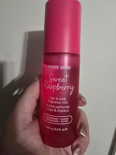 Customer photo review of Sweet Raspberry Hair & Body Mist