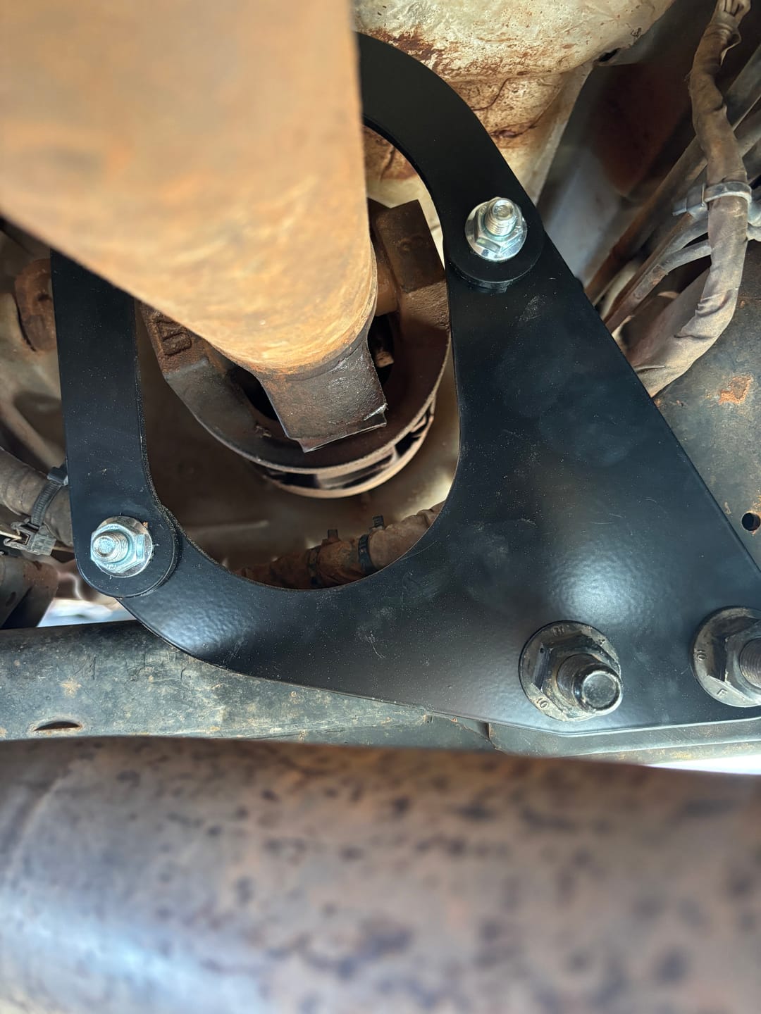 Customer photo review of 2014-2018 Ram 2500, 2013-2018 Ram 3500 Front Driveshaft Loop Kit