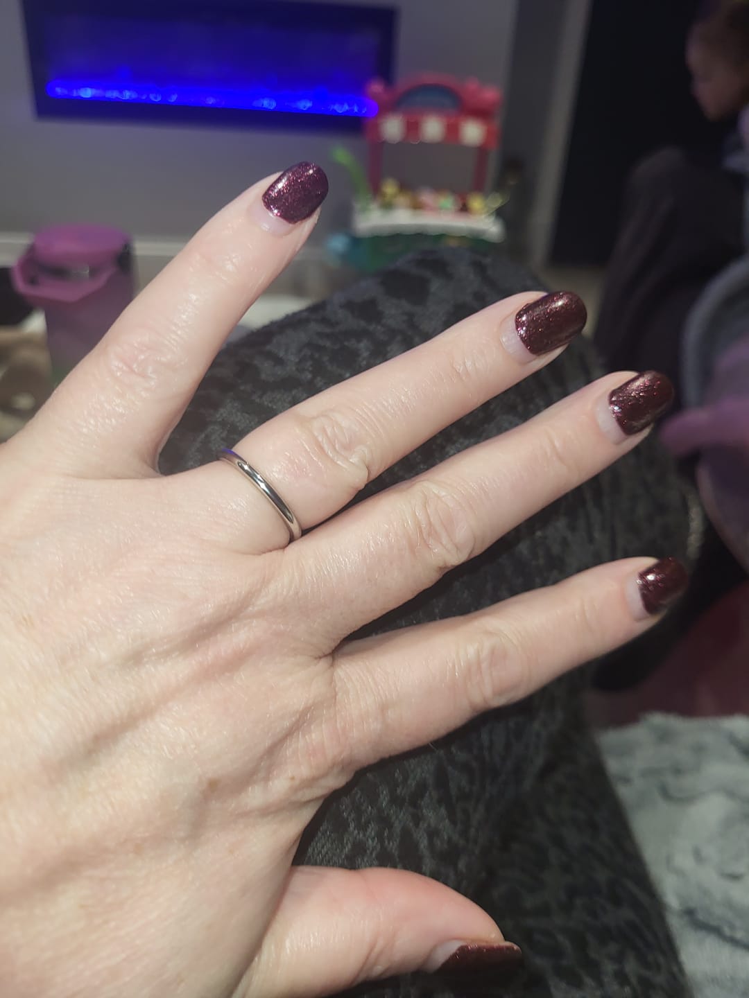 Customer photo review of White Gold 2mm Wonder Ring