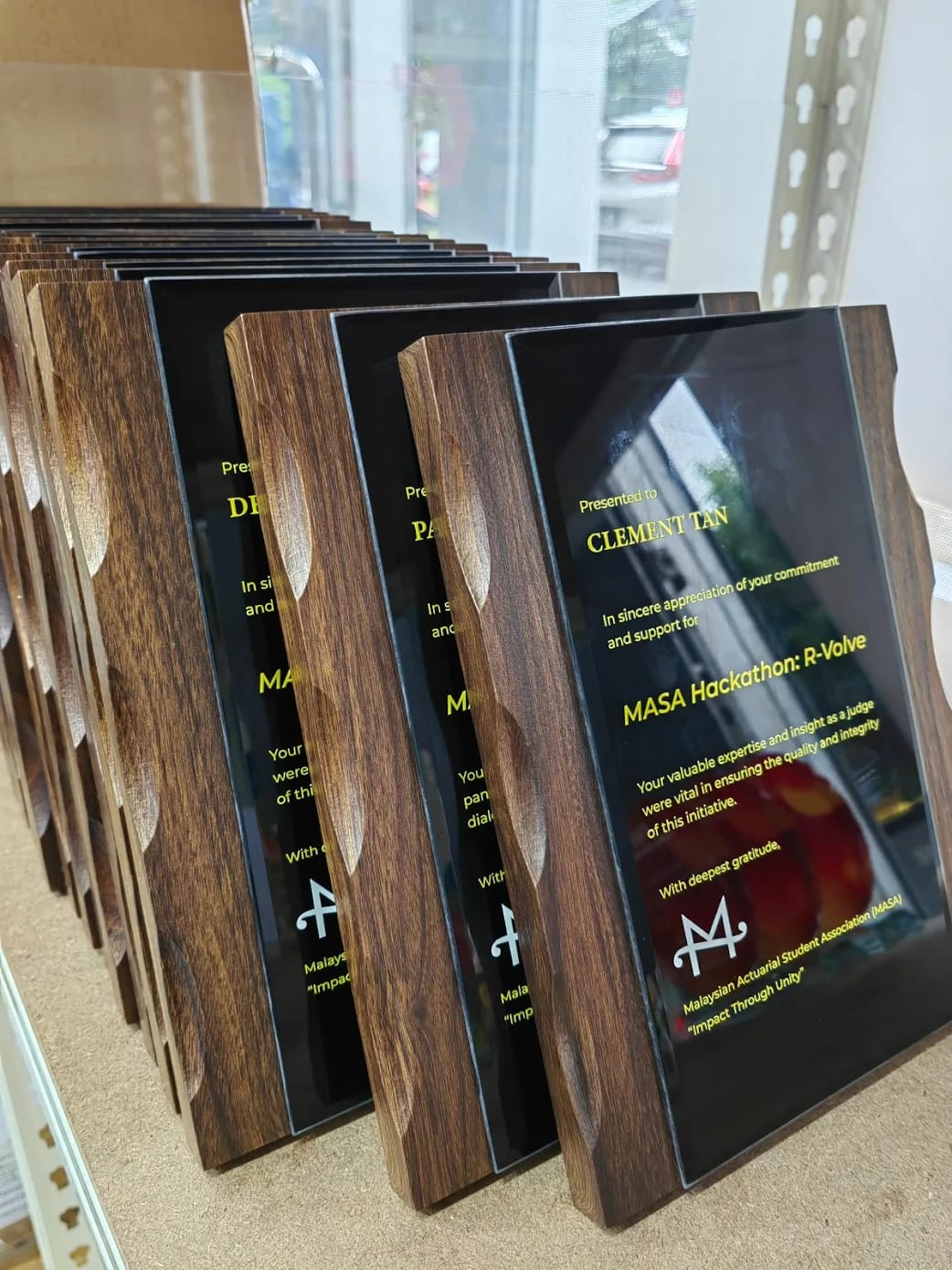 Customer photo review of DESIGN PL8001 Plaque Award