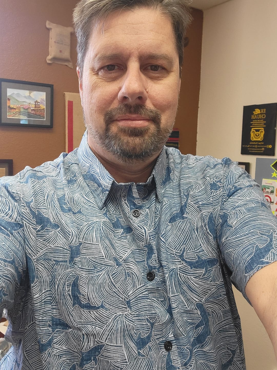 Customer photo review of Men's Summer Ocean Shark Beach Hawaiian Short Sleeve Shirt