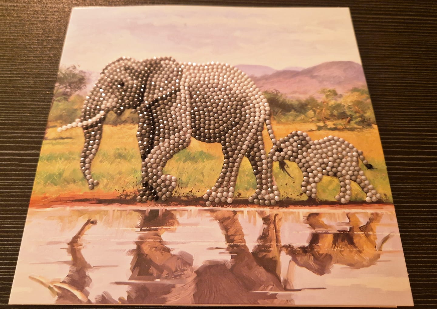 Customer photo review of "Elephants" Crystal Art Card Kit