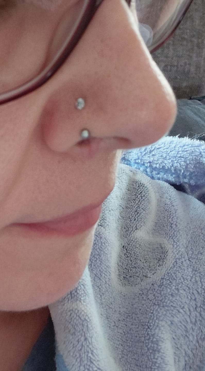 Customer photo review of Piercing Louise