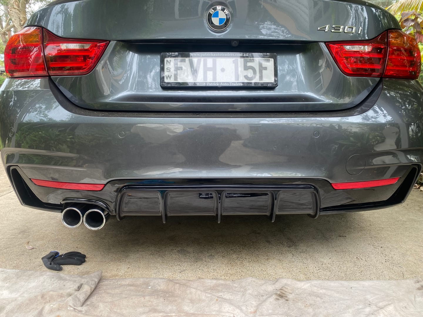 Customer photo review of ABS Glossy Black Rear Bumper Diffusser for BMW 4 Series【F32 F33 F36 M Sport】【 with Left Exhaust Outlet】