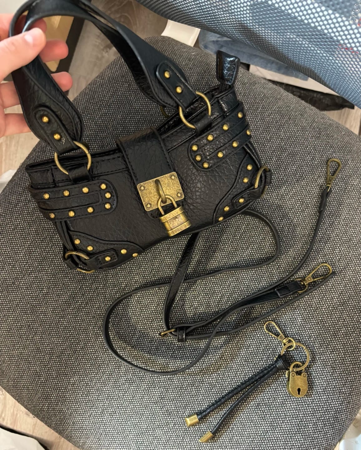 Customer photo review of Vintage Rivet Black Decoration PU Leather Retro Street Motorcycle Bag Mini Shoulder Crossbody Bag Y2K Style Hot Girl Handbag