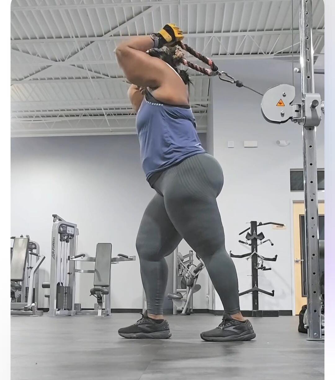 Customer photo review of SLIMOVE™ Anti-Cellulite Leggings 2.0