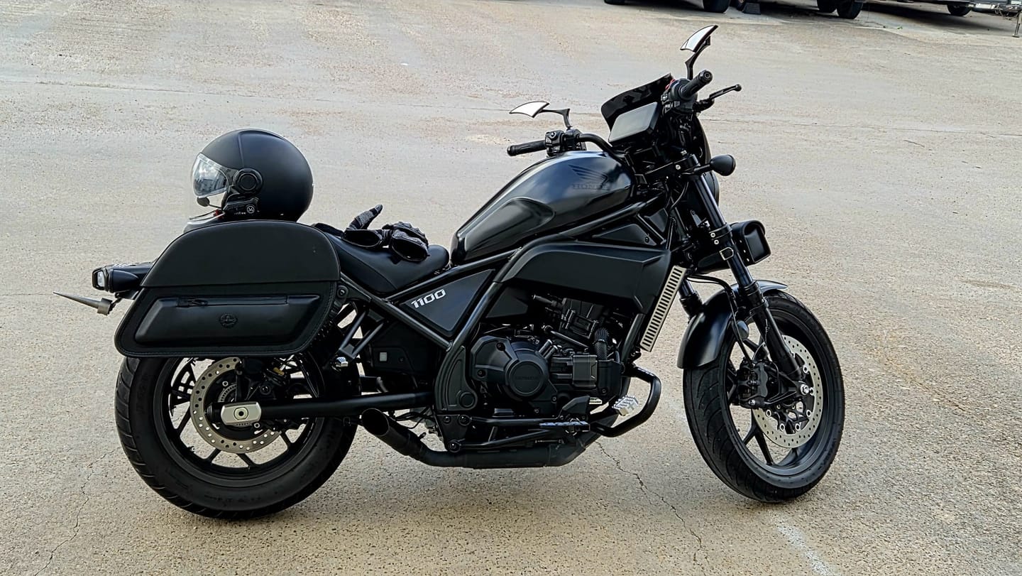 Customer photo review of 28L - Pantheon Medium Quick Mount Honda Rebel 1100 Motorcycle Saddlebags