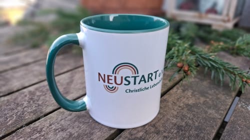 Customer photo review of TassenExpress - Becher Keramik Tasse mit Logo bedruckt 325ml Firmenlogo