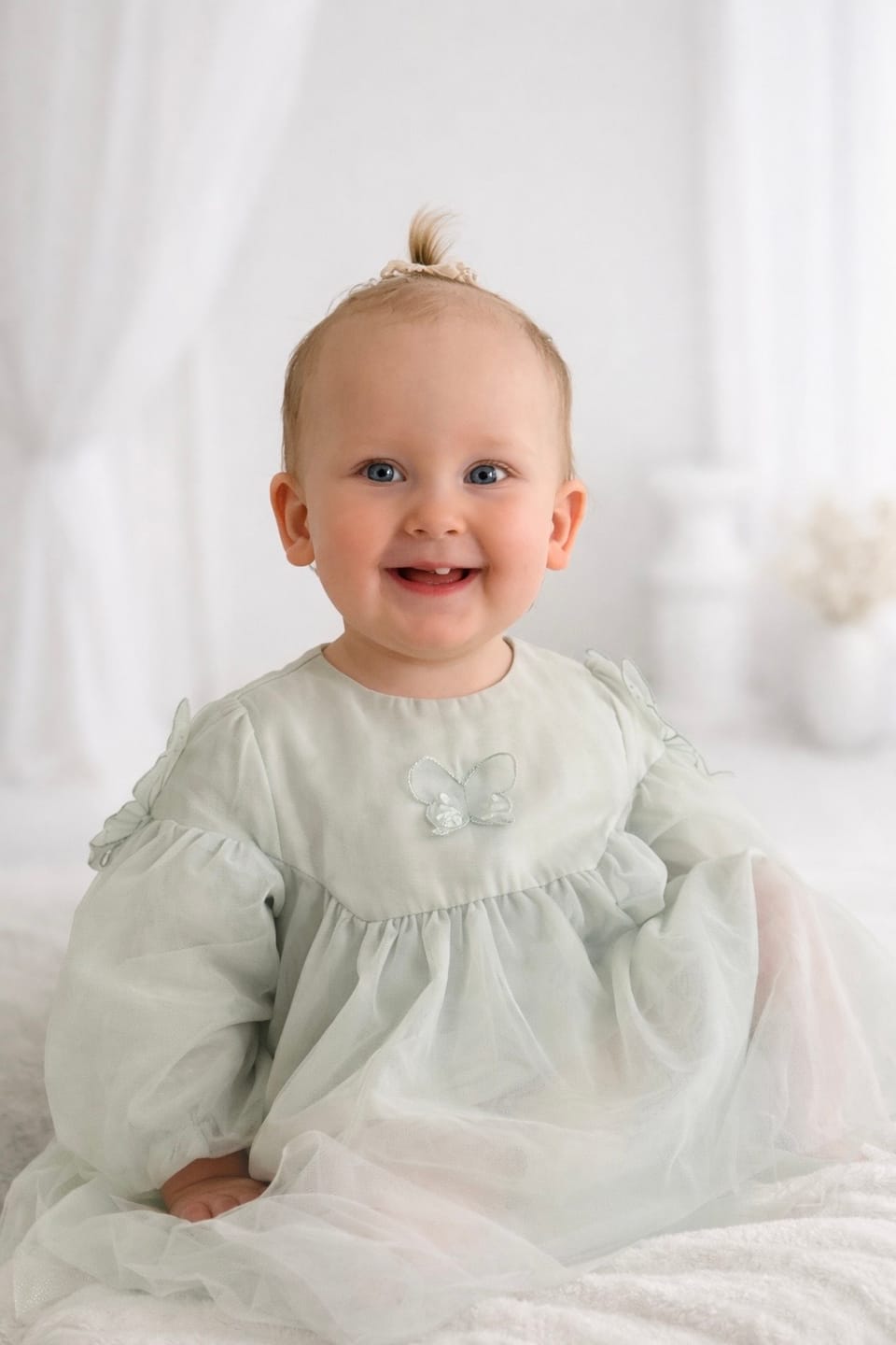 Customer photo review of Dave&Bella Toddler Girls Green Mesh Cute Party Dress