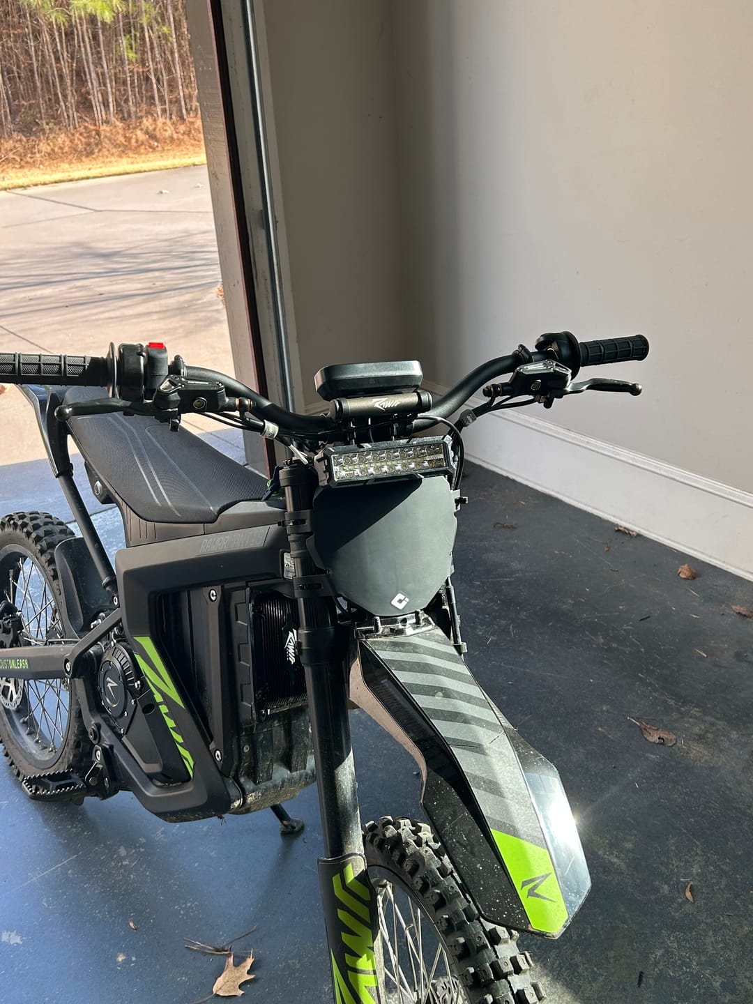 Customer photo review of (Mantis/X) Extreme Bar Headlight