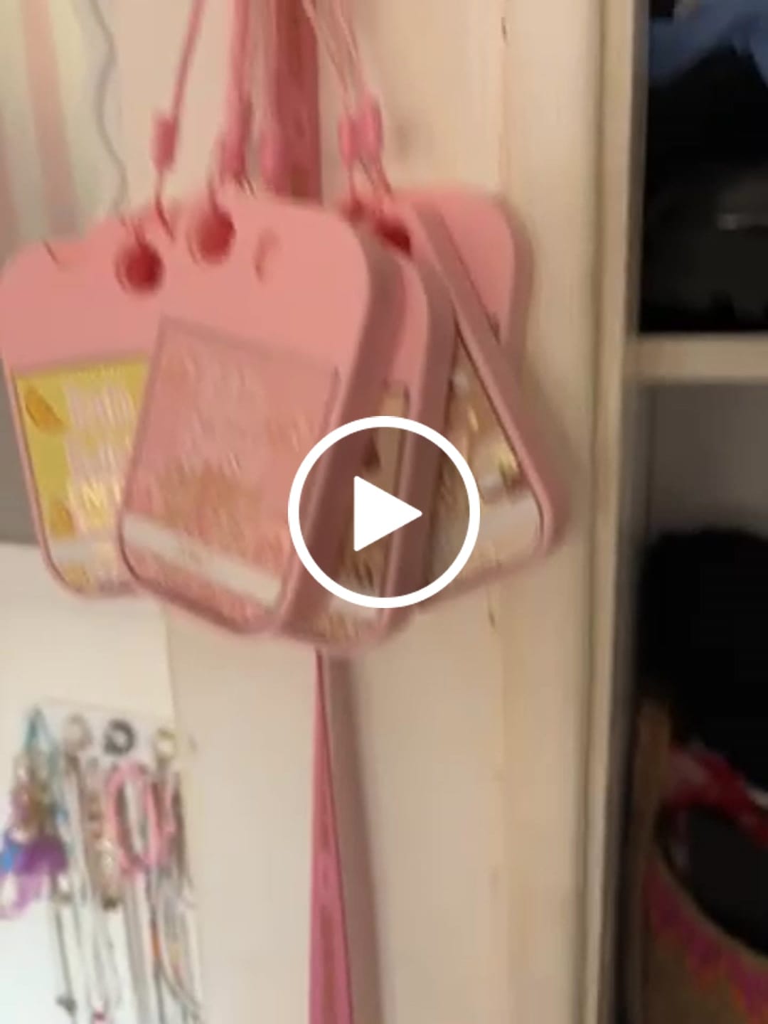 Customer video review of P. Louise Exfoliator Lip Scrub