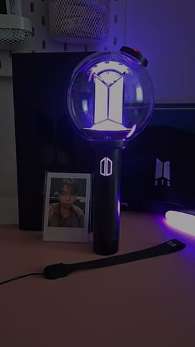 Customer photo review of BTS OFFICIAL LIGHT STICK VER.4