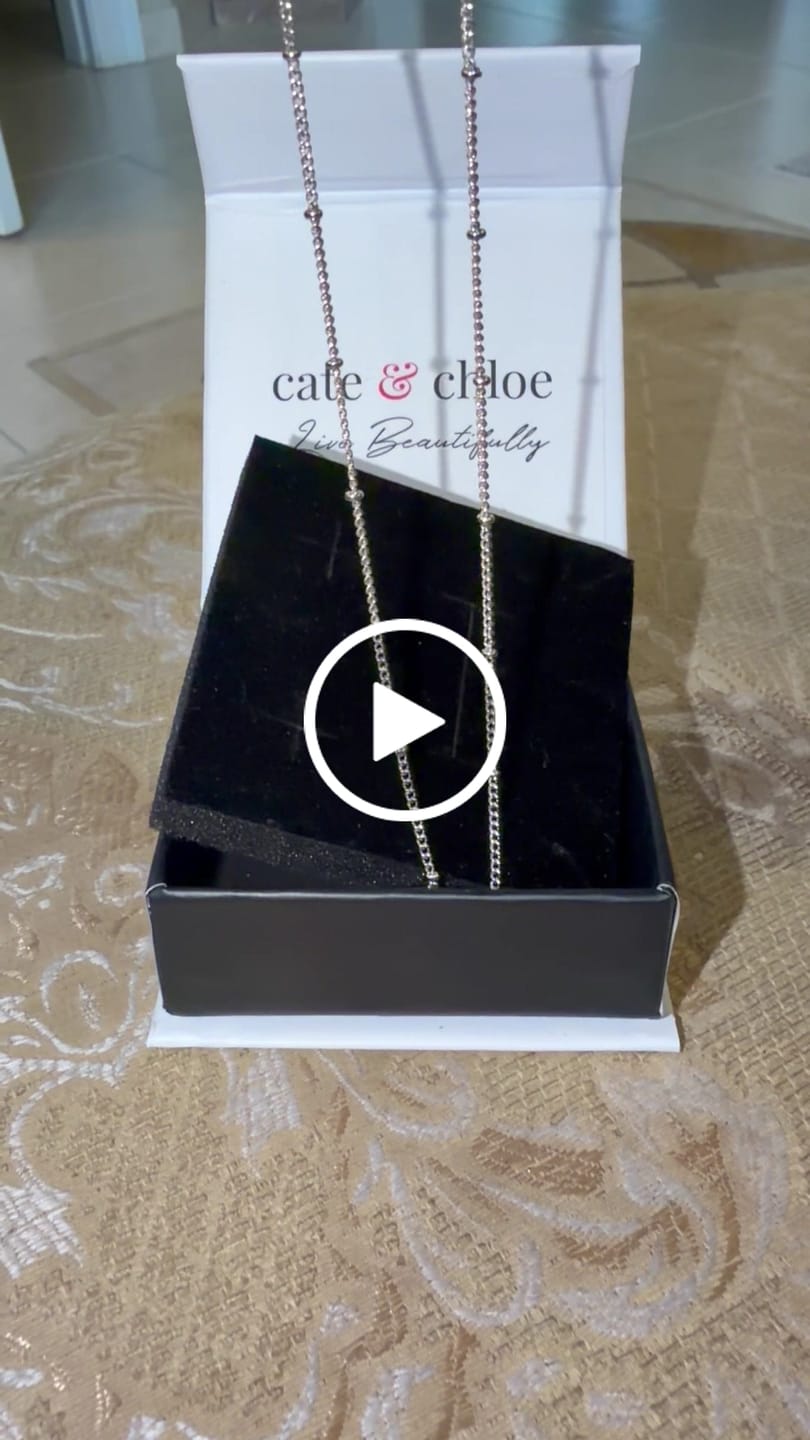 Customer video review of Pria 18k White Gold Plated Bead Station Chain Necklace