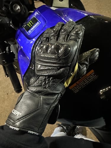 Customer photo review of Women's High Racer Gloves