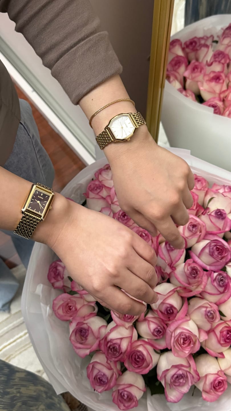 Customer photo review of Julia Gold White