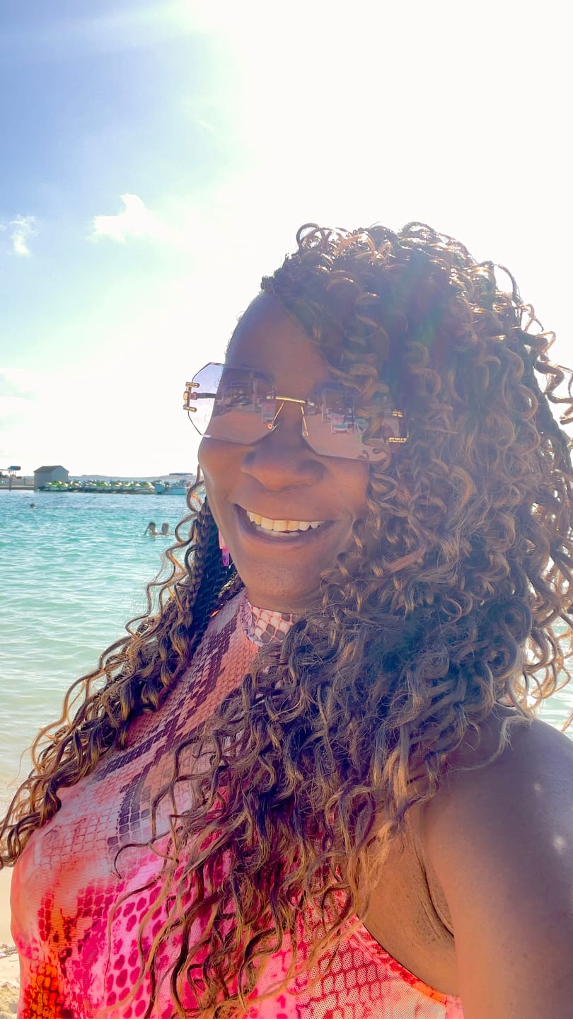 Customer photo review of Zury Sis Loop Crochet Braids - V11 BOHO DEEP CURLY 14"16"18"