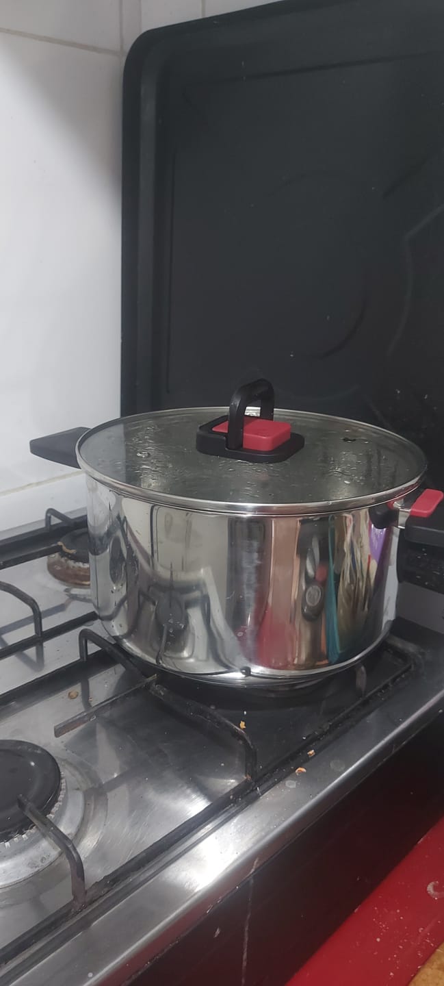 Customer photo review of Batería de Cocina 6 Piezas Acero Inoxidable