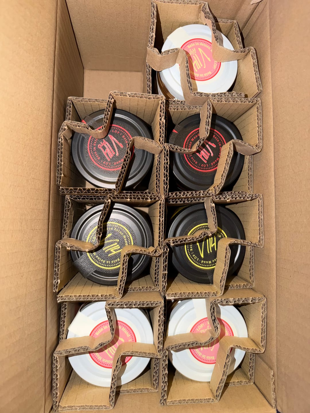 Customer photo review of V114 Bio-Honigmischung Bundle + 2 Freebies (6 x 500 g in Bio-Qualität)