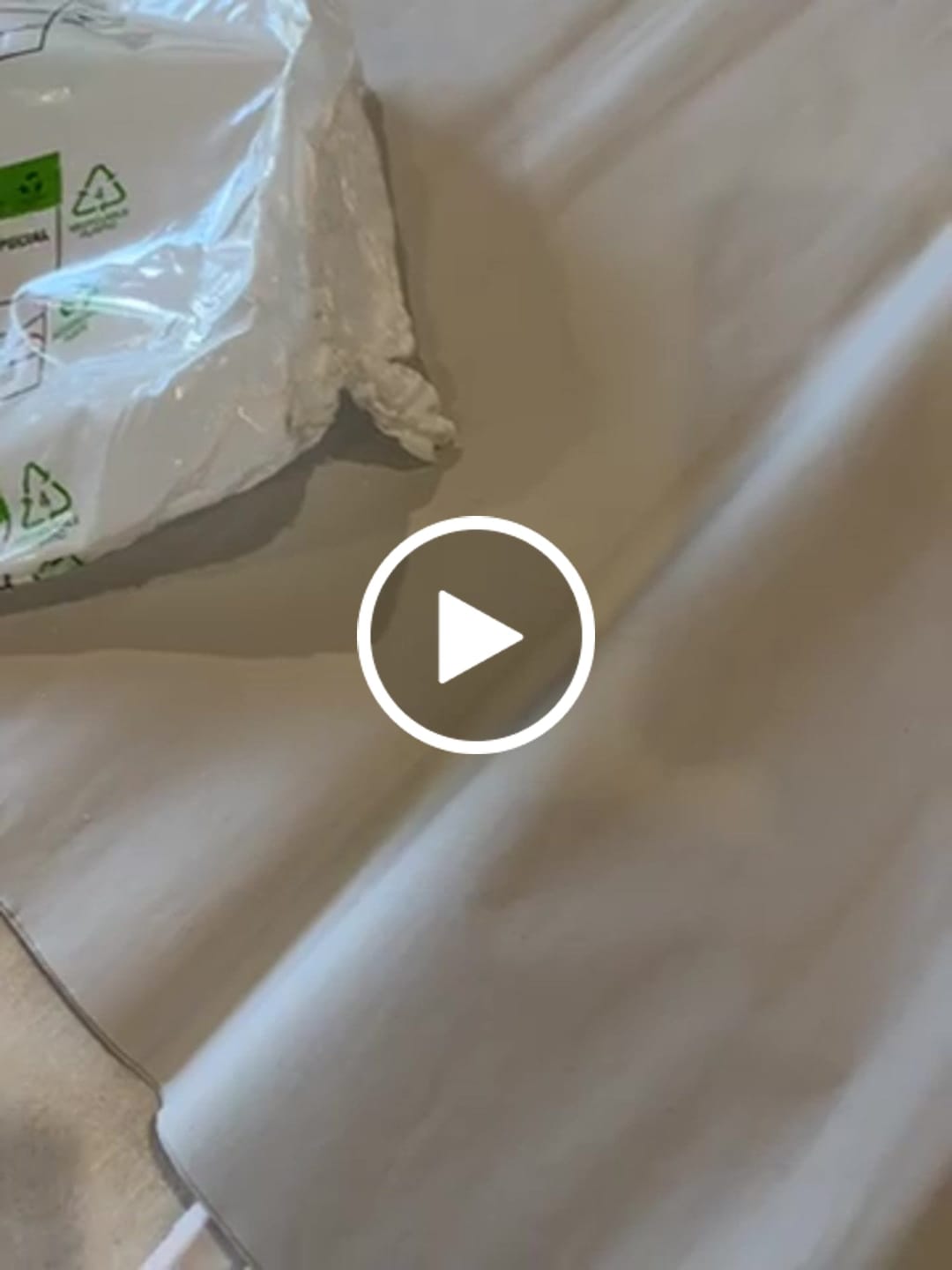 Customer video review of 5KG Butchers Packing Paper 600 x 840mm Food Grade
