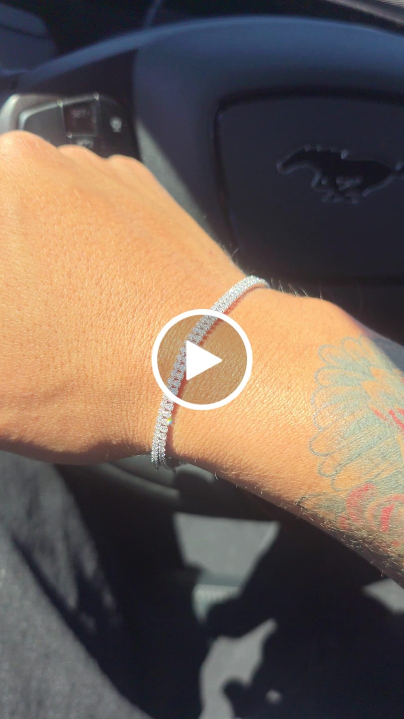 Customer video review of Moissanite Micro Tennis Bracelet - Silver - D Colour - VVS1
