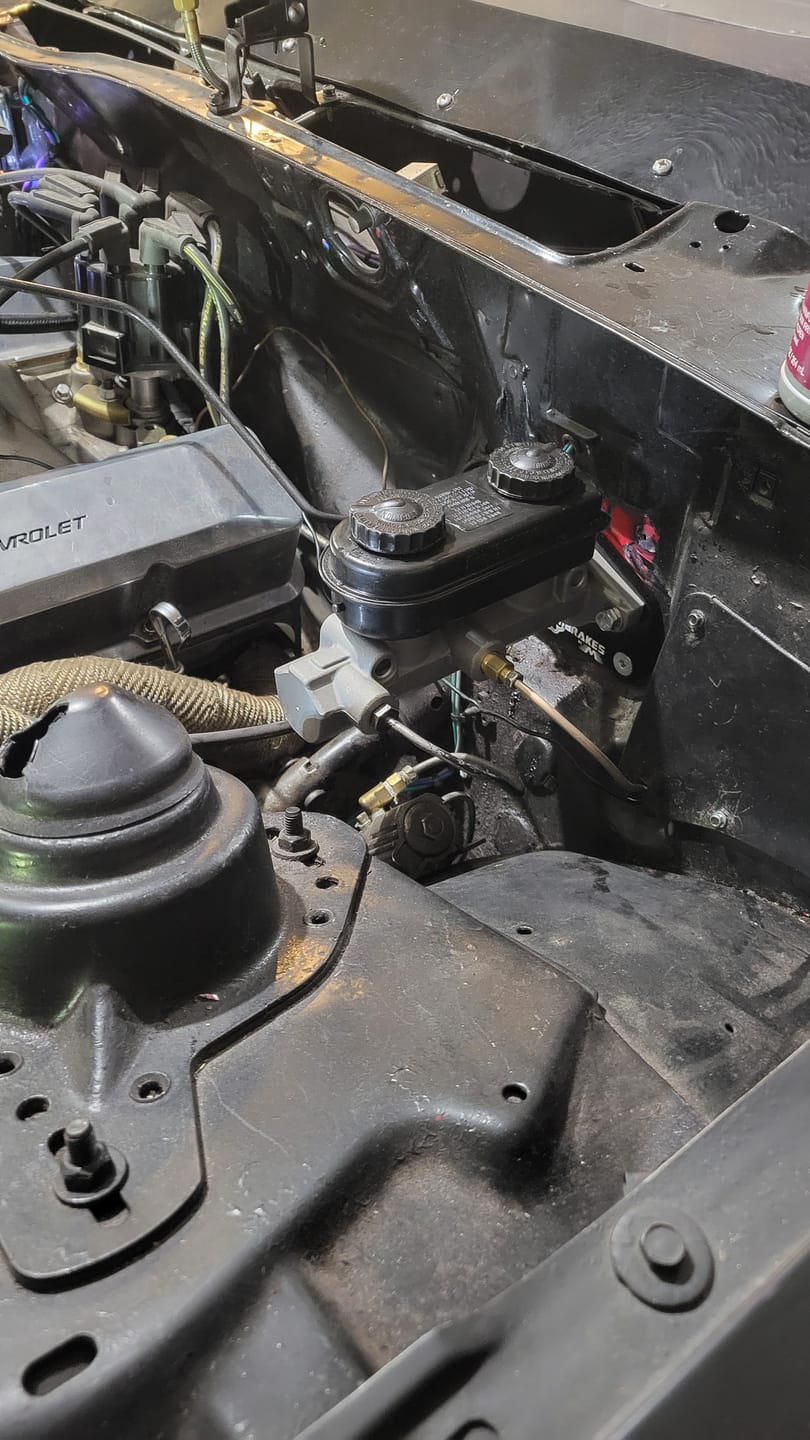 Customer photo review of Motion Raceworks 1982-92 3rd Gen Camaro / Firebird Billet Aluminum Manual Master Cylinder Conversion Kit 20-160