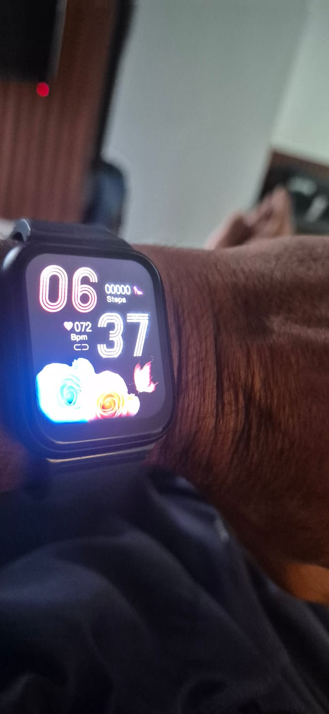 Customer photo review of BEARSCOME BCY9Pro Blood Sugar Blood Pressure Heart Rate Blood oxygen Monitoring Bluetooth Talk Play Music Health Waterproof Smartwatch