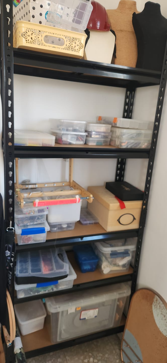 Customer photo review of כוננית מתכת פרמיום 5 מדפים מודולריים גובה 1.8 מטר