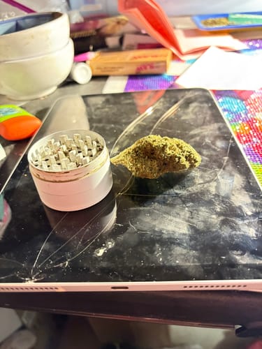 Customer photo review of Jager Sour Diesel - 28 Grams - Sativa