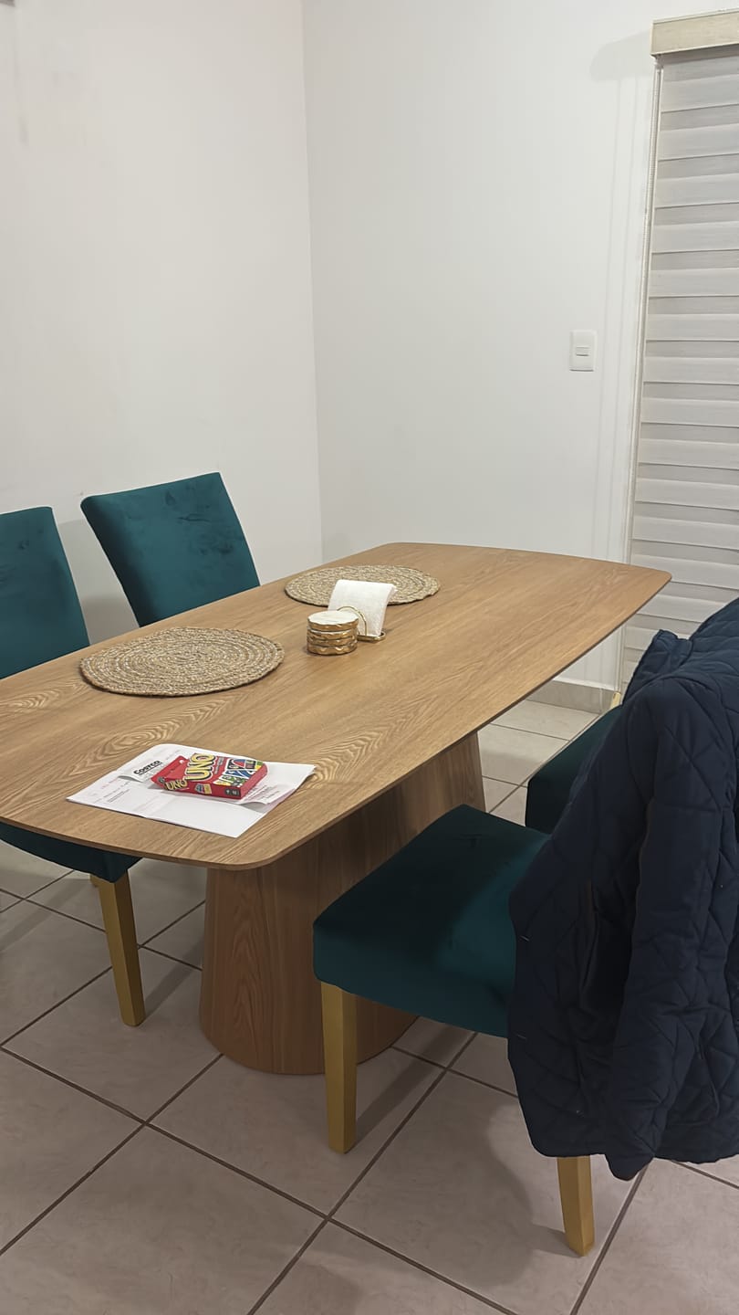 Customer photo review of Mesa de Comedor Palermo