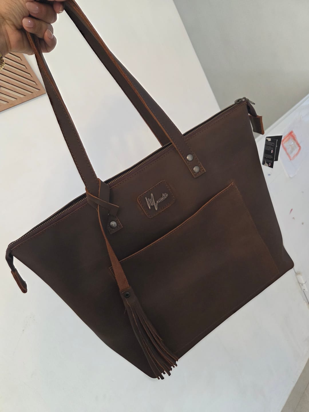 Customer photo review of Bolso Hobo Mod Inglaterra  *Cafe *