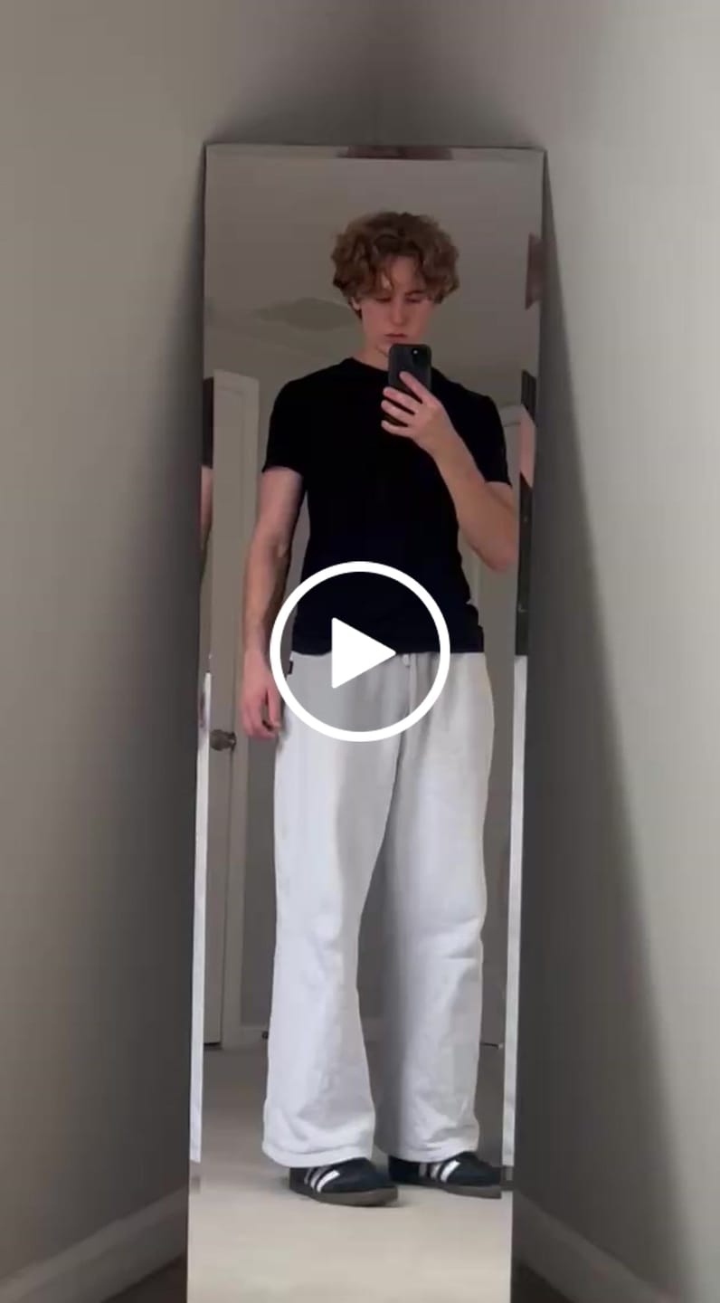 Customer video review of Cloud Grey Baggy Sweatpants