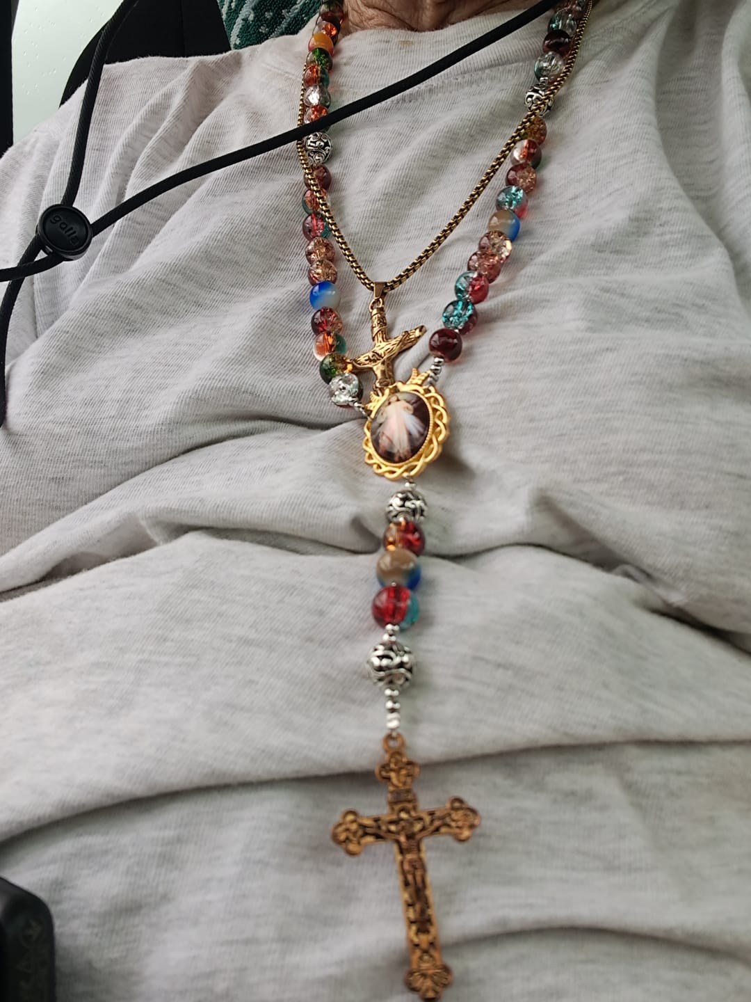 Customer photo review of FREE Today: Gradient Multicolor Glass Bead & Brass Crucifix Rosary with Divine Mercy Medal