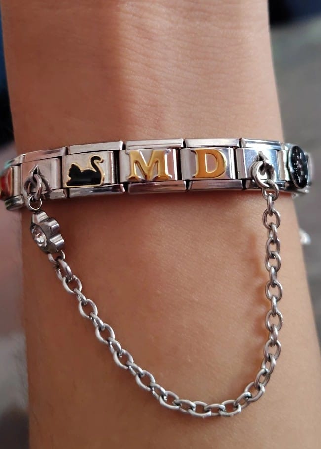 Customer photo review of Charm Letra M