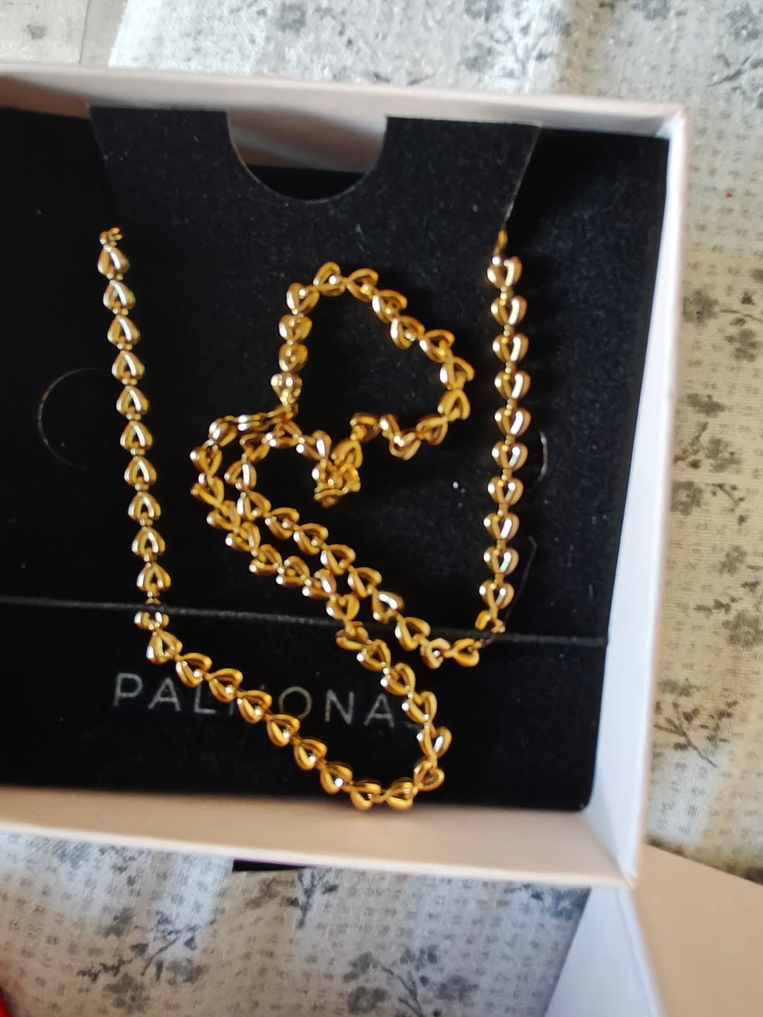 Customer photo review of Heart Link Chain Necklace